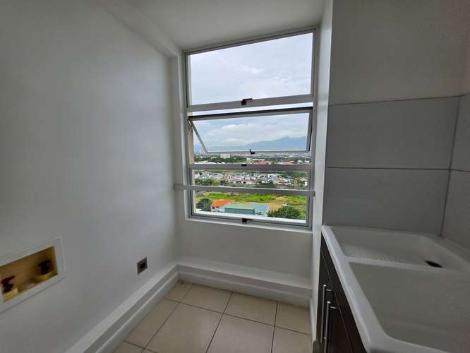Oportunidad Venta Apartamento Vista Valle Central en Bellavista, Ulloa, Heredia - Imagen 7