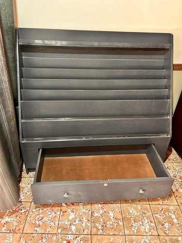 Librero de madera  - Imagen 3