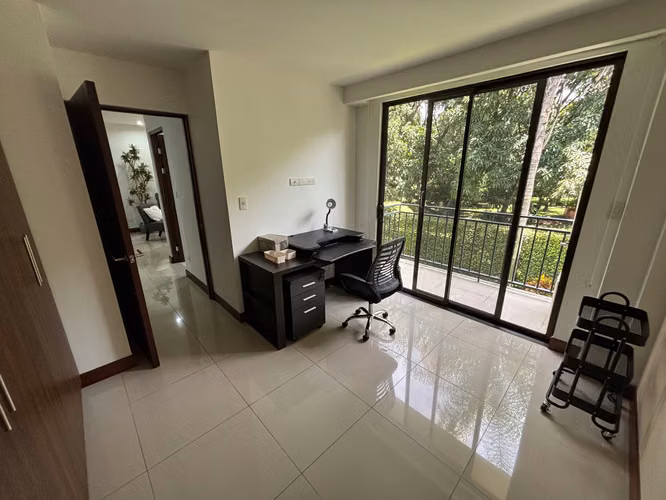 Apartamento en Montesol de Santa Ana - Imagen 6