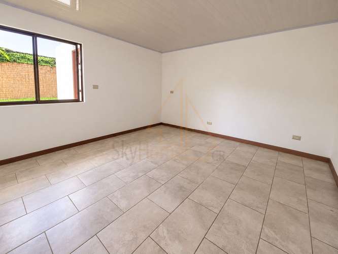 998877 / Apartamento tipo casa en alquiler / Tres Ríos / Planta baja / Jardín - Imagen 12
