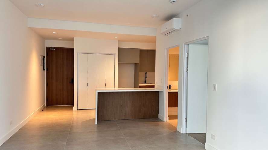 Apartamento de 1 Habitación con Vista Directa al Parque del Perú, en San José - Imagen 2