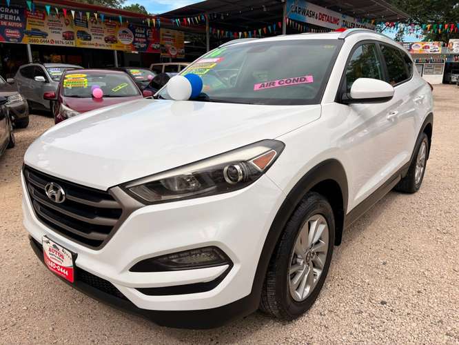 HYUNDAI TUCSON-2016-AUTO-SHIFT TRONIC-4X2-9.375.000 - Imagen 1
