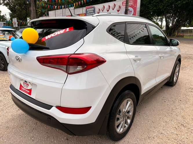 HYUNDAI TUCSON-2016-AUTO-SHIFT TRONIC-4X2-9.375.000 - Imagen 2