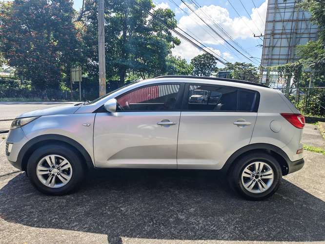 Kia Sportage año 2011 - Imagen 5