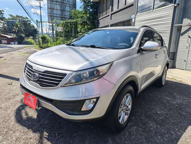 Kia Sportage año 2011 - Imagen 1