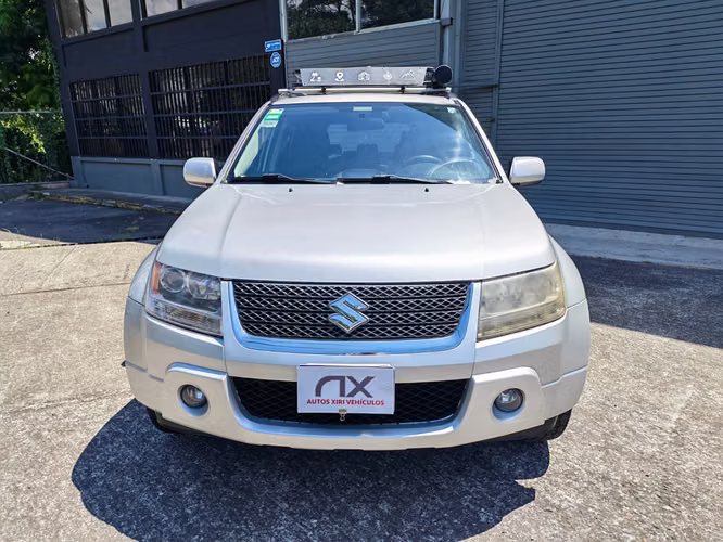 Suzuki Grand Vitara año 2011