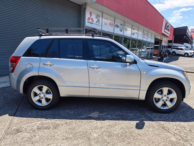 Suzuki Grand Vitara año 2011