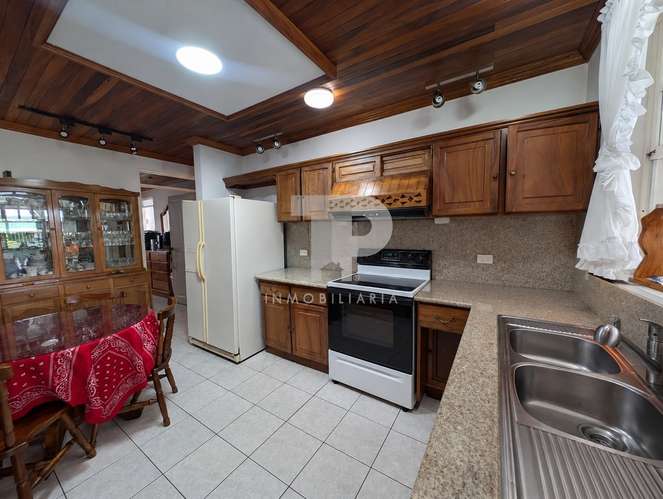 SE VENDE AMPLIA CASA SAN PABLO HEREDIA PARA VIVIR O HACER SU PROYECTO COMERCIAL SCG19 - Imagen 9