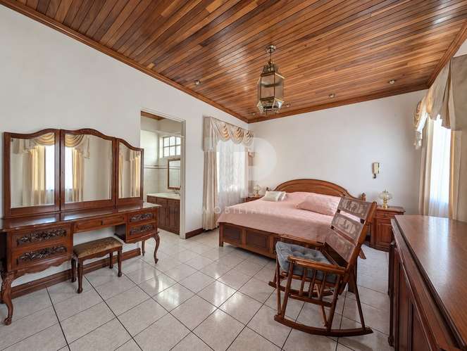 SE VENDE AMPLIA CASA SAN PABLO HEREDIA PARA VIVIR O HACER SU PROYECTO COMERCIAL SCG19 - Imagen 10