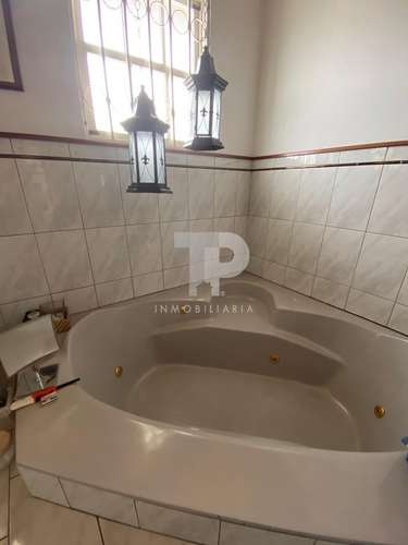 SE VENDE AMPLIA CASA SAN PABLO HEREDIA PARA VIVIR O HACER SU PROYECTO COMERCIAL SCG19 - Imagen 11