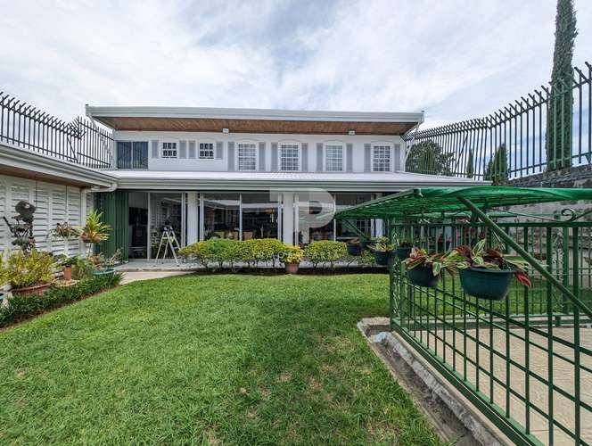 SE VENDE AMPLIA CASA SAN PABLO HEREDIA PARA VIVIR O HACER SU PROYECTO COMERCIAL SCG19 - Imagen 6