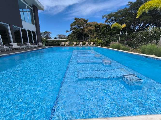 Exclusivo, hermosa casa con full amenidades - Imagen 2