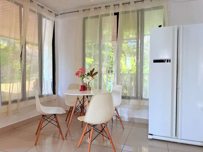Casa en Pavones con vista al mar, piscina y terreno de 8.711 m²