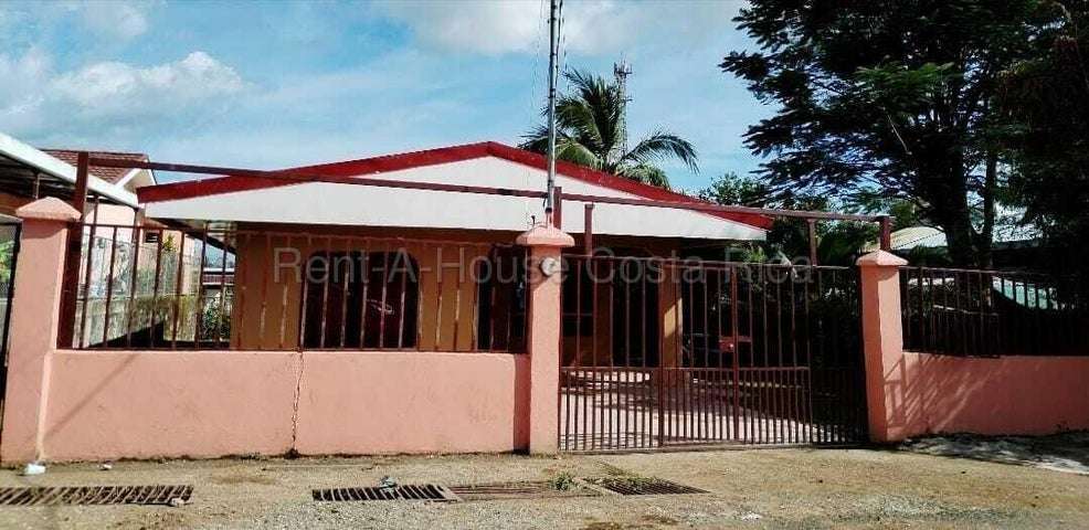 CASA CON AMPLIO JARDIN - Imagen 2