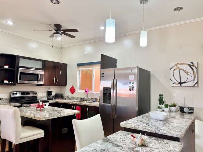  Venta urgente: casa de lujo en un complejo residencial privado en Jacó
