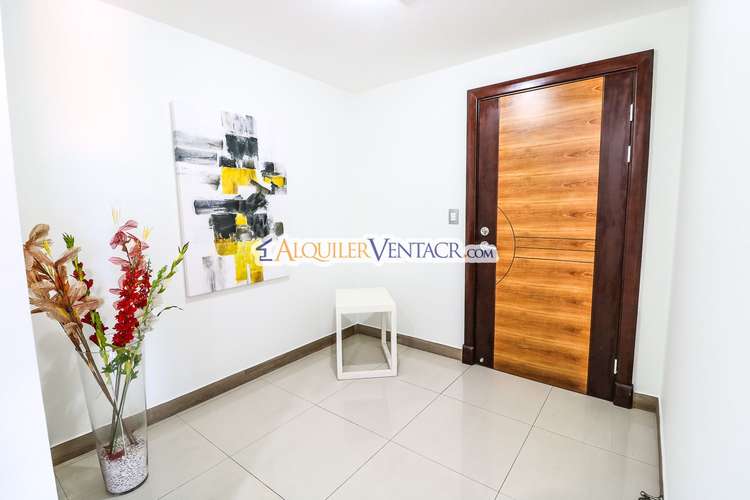 APARTAMENTO DE 3 HABIT. EN GUACHIPELIN ESCAZU - Imagen 5