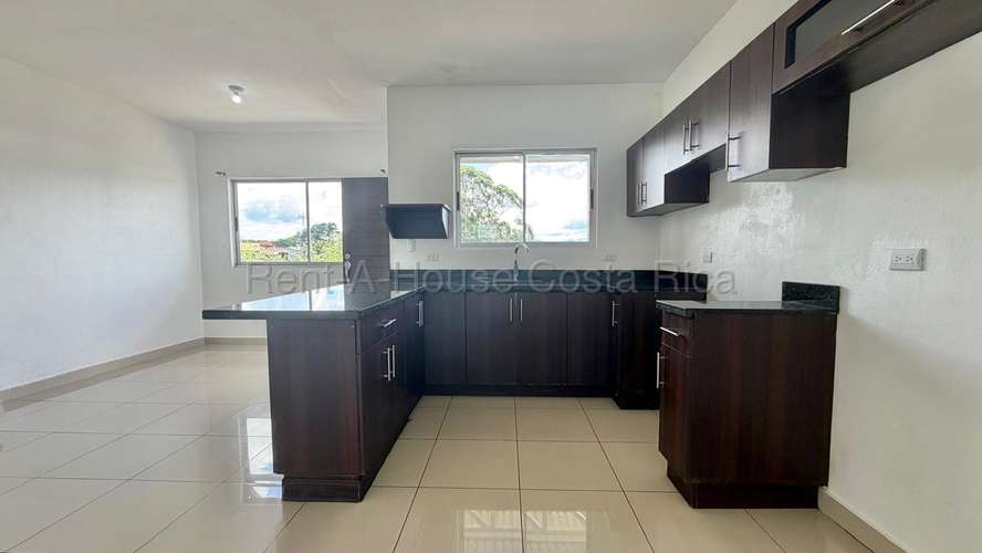 Oportunidad: Apartamento en Venta en Heredia - Imagen 4