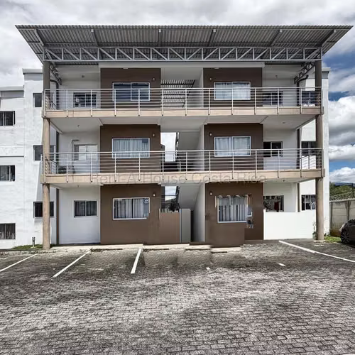 Oportunidad: Apartamento en Venta en Heredia