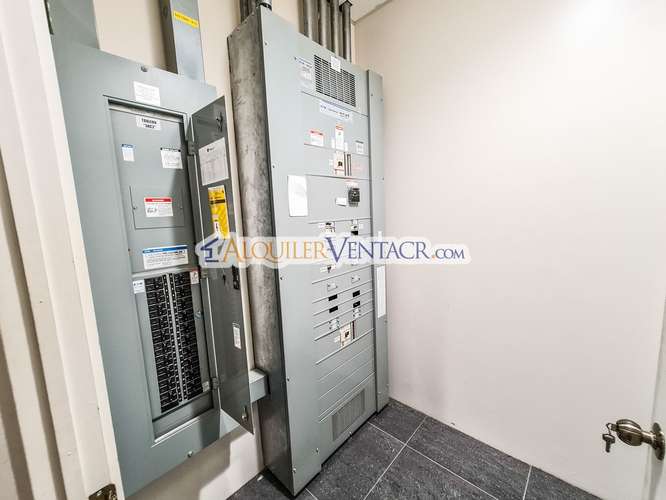 OFICINA DE 495 M2 EN FORUM 2 LINDORA SANTA ANA - Imagen 12