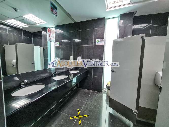 OFICINA DE 495 M2 EN FORUM 2 LINDORA SANTA ANA - Imagen 13