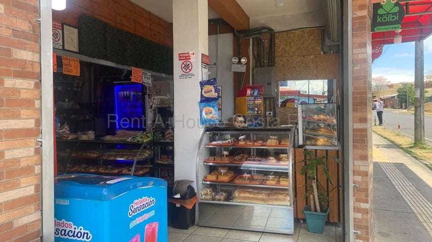 EDIFICIO COMERCIAL-RESIDENCIAL - Imagen 8