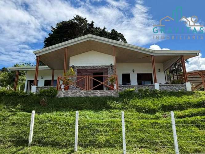 Venta de casa en Ciudad Quesada San Vicente | 1200 m2 | 3 hab | F 751