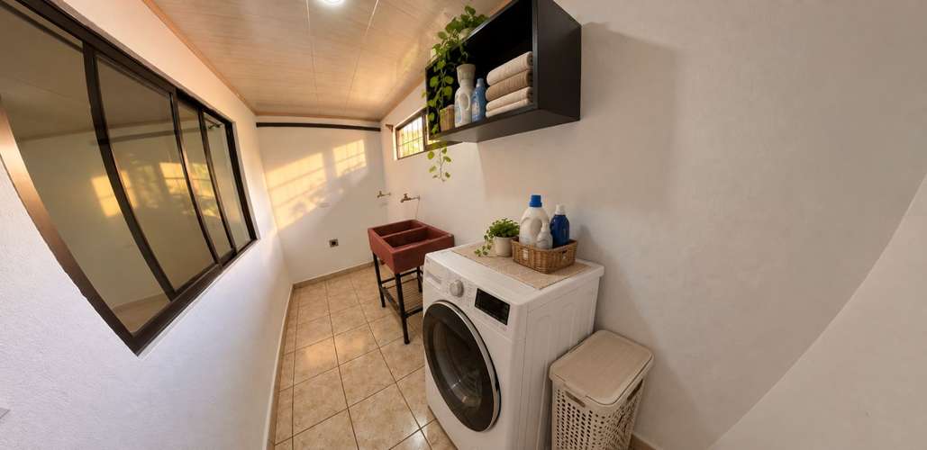Apartamento de 2 habitaciones 1 baño, muy centrico
