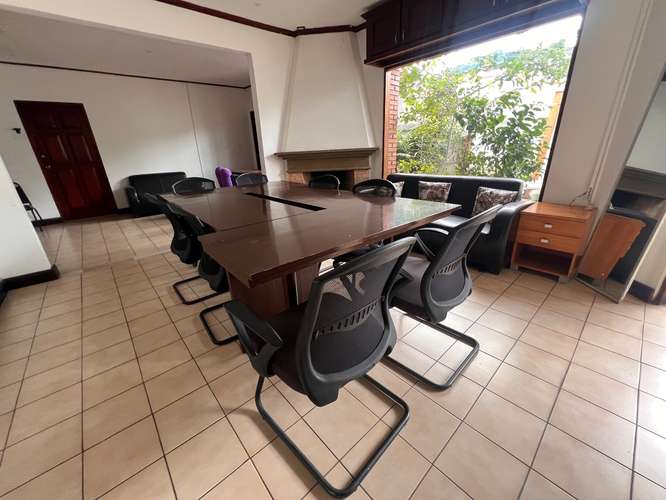 Alquiler de habitaciones en Exclusiva Residencia en San Pedro , Dent , baño privado y servicios  - Imagen 9