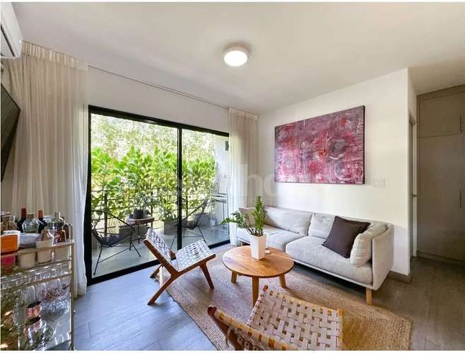 Venta de apartamento en condominio en Brasil de Santa Ana  - Imagen 1
