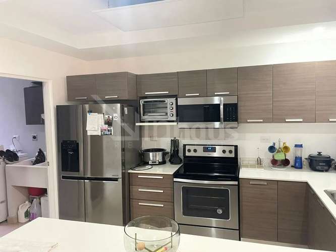 Venta de casa para inversión en condominio en Brasil de Santa Ana  - Imagen 3