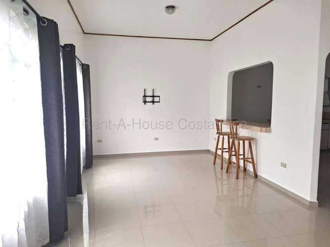 VENTA CASA DE 3 HABITACIONES EN LA TRINIDAD DE MORAVIA, SAN JOSÉ | SEGURIDAD 24/7 | EN RESIDENCIAL | UN NIVEL - Imagen 5