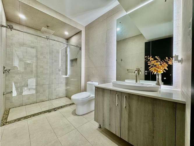 Lujoso apartamento en San Rafael de Escazú - Imagen 17
