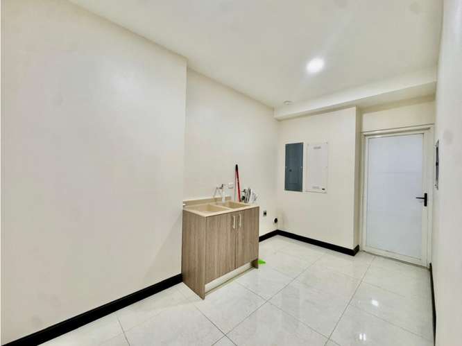 Lujoso apartamento en San Rafael de Escazú - Imagen 9