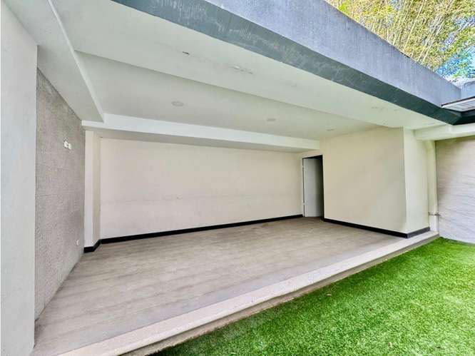Lujoso apartamento en San Rafael de Escazú - Imagen 11