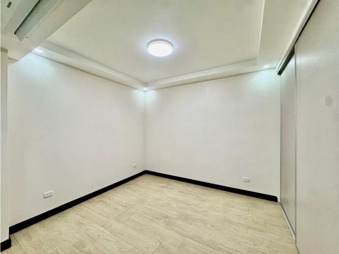 Lujoso apartamento en San Rafael de Escazú - Imagen 16