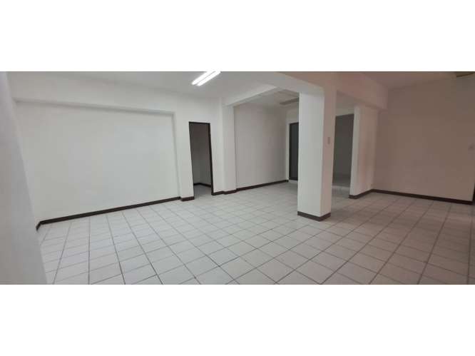 ALQUILER DE OFICINA EN EDIFICIO, SAN JOSE,CENTRO - Imagen 2