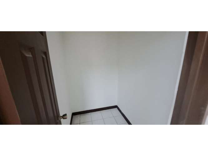 ALQUILER DE OFICINA EN EDIFICIO, SAN JOSE,CENTRO - Imagen 4