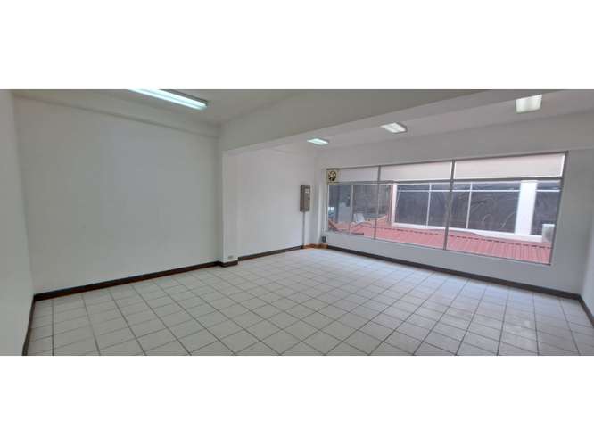 ALQUILER DE OFICINA EN EDIFICIO, SAN JOSE,CENTRO