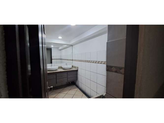 ALQUILER DE OFICINA EN EDIFICIO, SAN JOSE,CENTRO - Imagen 9