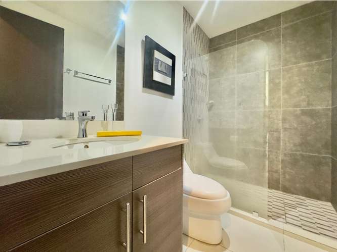 Apartamento Céntrico con jardín en Santa Ana - Imagen 9