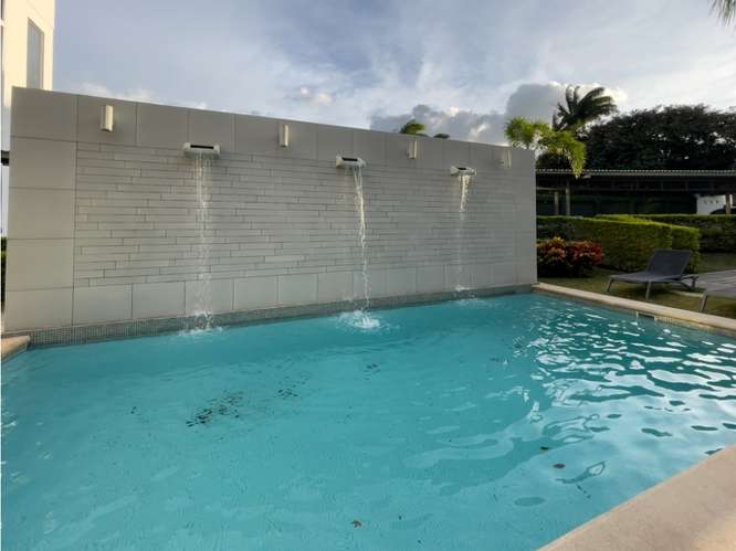 Apartamento Céntrico con jardín en Santa Ana - Imagen 11
