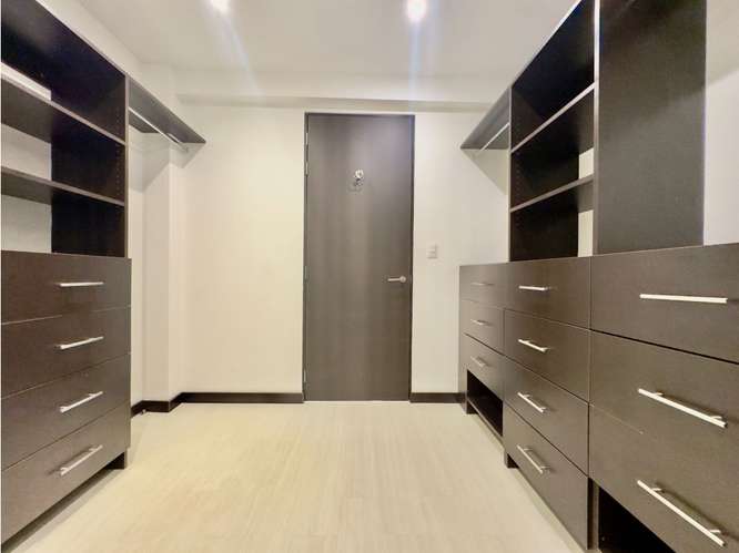 Apartamento Céntrico con jardín en Santa Ana - Imagen 6