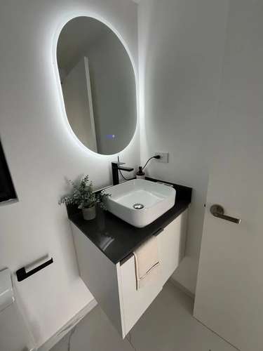 Apartamento Nuevo EN TORRE, Cerca de Todo, Con Vistas al Bosque y al Valle Central.