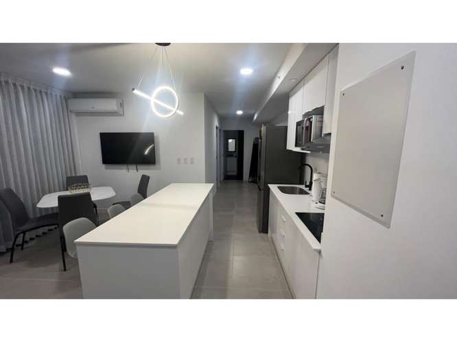 SE ALQUILA  APARTAMENTO, SAN JOSÉ, ROHRMOSER,TODO INCLUIDO. - Imagen 5