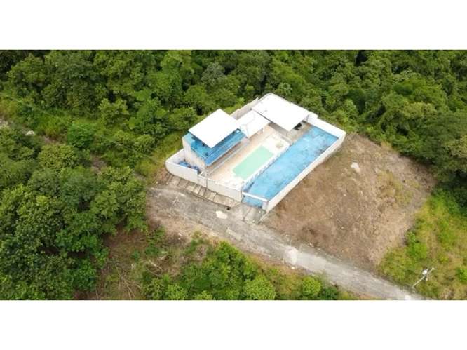 VENTA DE CASA EXCLUSIVA CON VISTAS ESPECTACULARES!  - Imagen 8