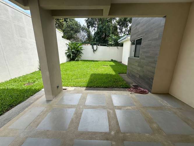 ALQUILER DE AMPLIA CASA EN CONDOMINIO EN LA RIBERA, BELEN - Imagen 5