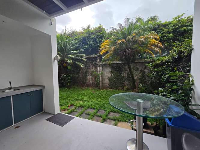 Moderno apartamento amoblado con amenidades en Santa Ana $1800 - Imagen 9