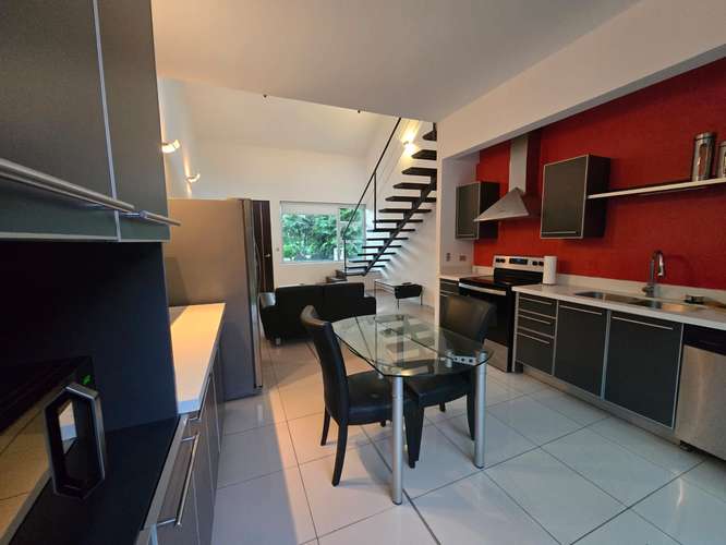 Moderno apartamento amoblado con amenidades en Santa Ana $1800 - Imagen 10