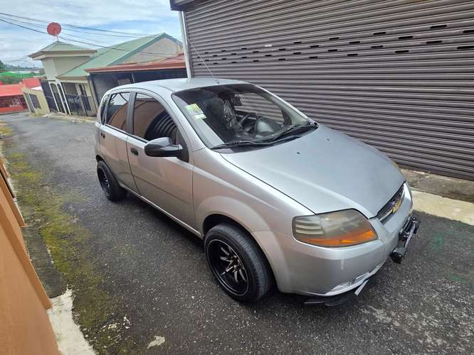 Marca: Chevrolet Aveo Año: 2006 Caja 5 Motor 1200 Todo al día decka y marchamo  Número  o   Precio 2,2
