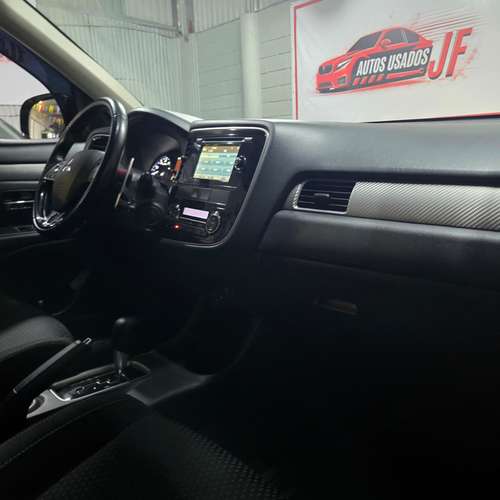 MITSUBISHI OUTLANDER 2016 AUTOMATICO 4X4 7 PASAJEROS FULL EXTRAS - Imagen 5